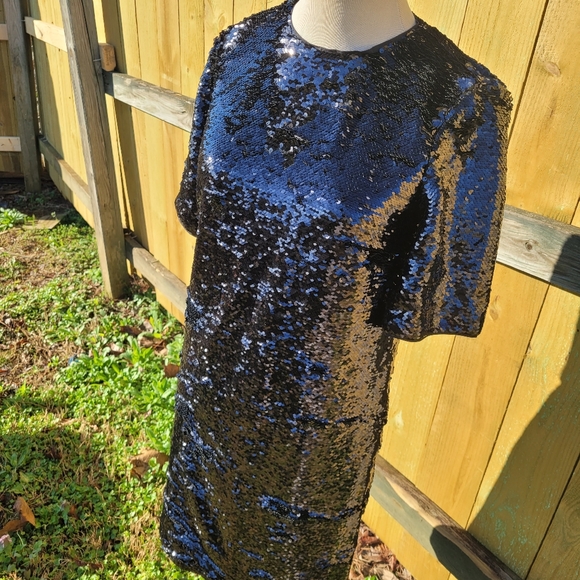 Hugo Boss Sequin Dress - Picture 4 of 8